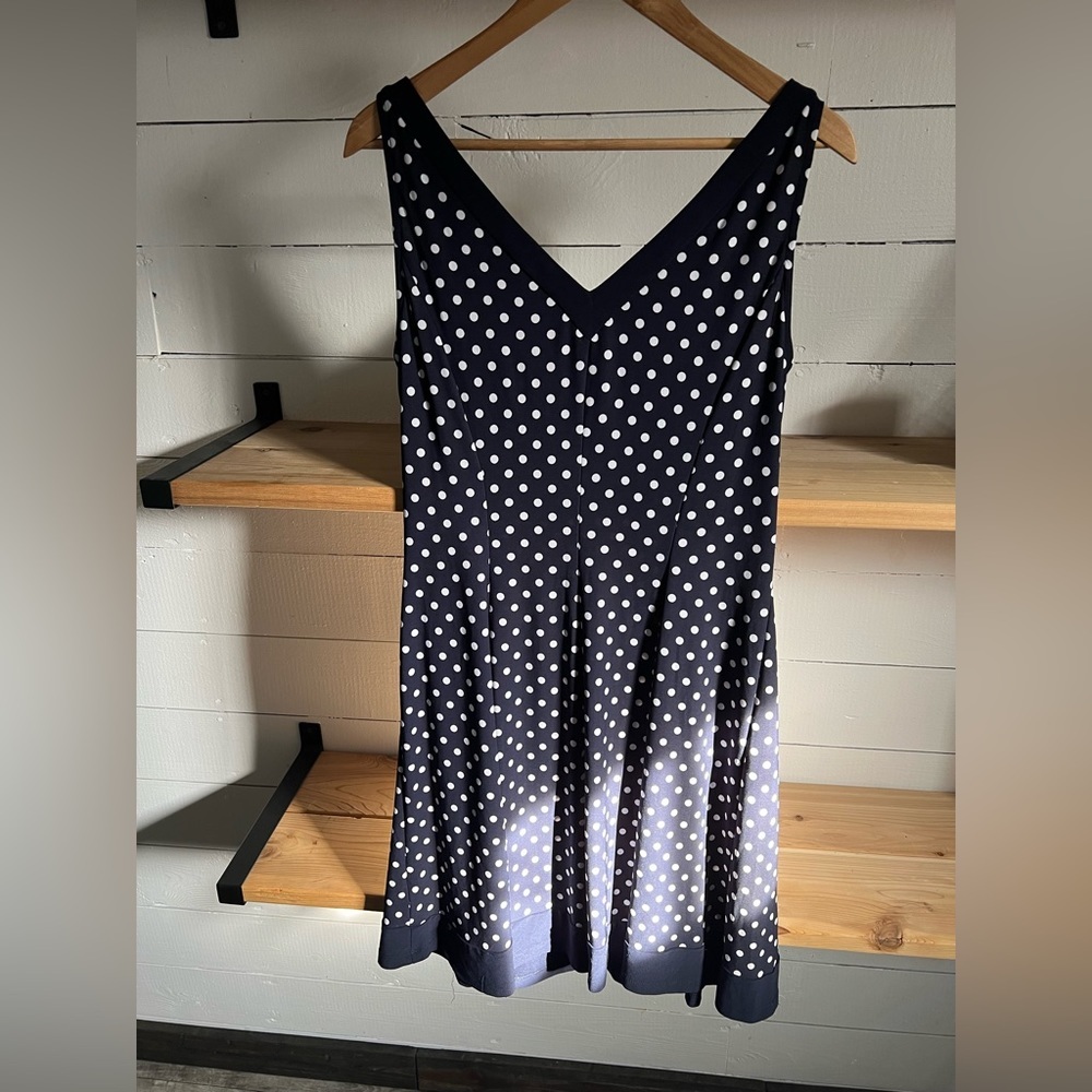 Final Sale $5! Chaps Women’s Dress navy and white polka dots Size M - Picture 3 of 4